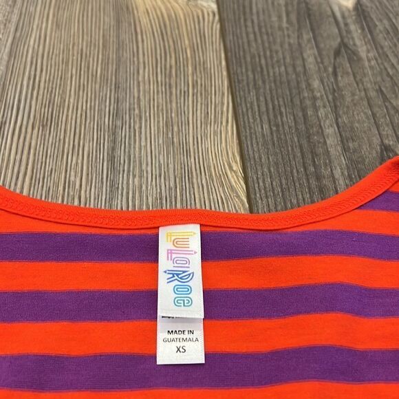 LuLaRoe Classic T   - Picture 2 of 3